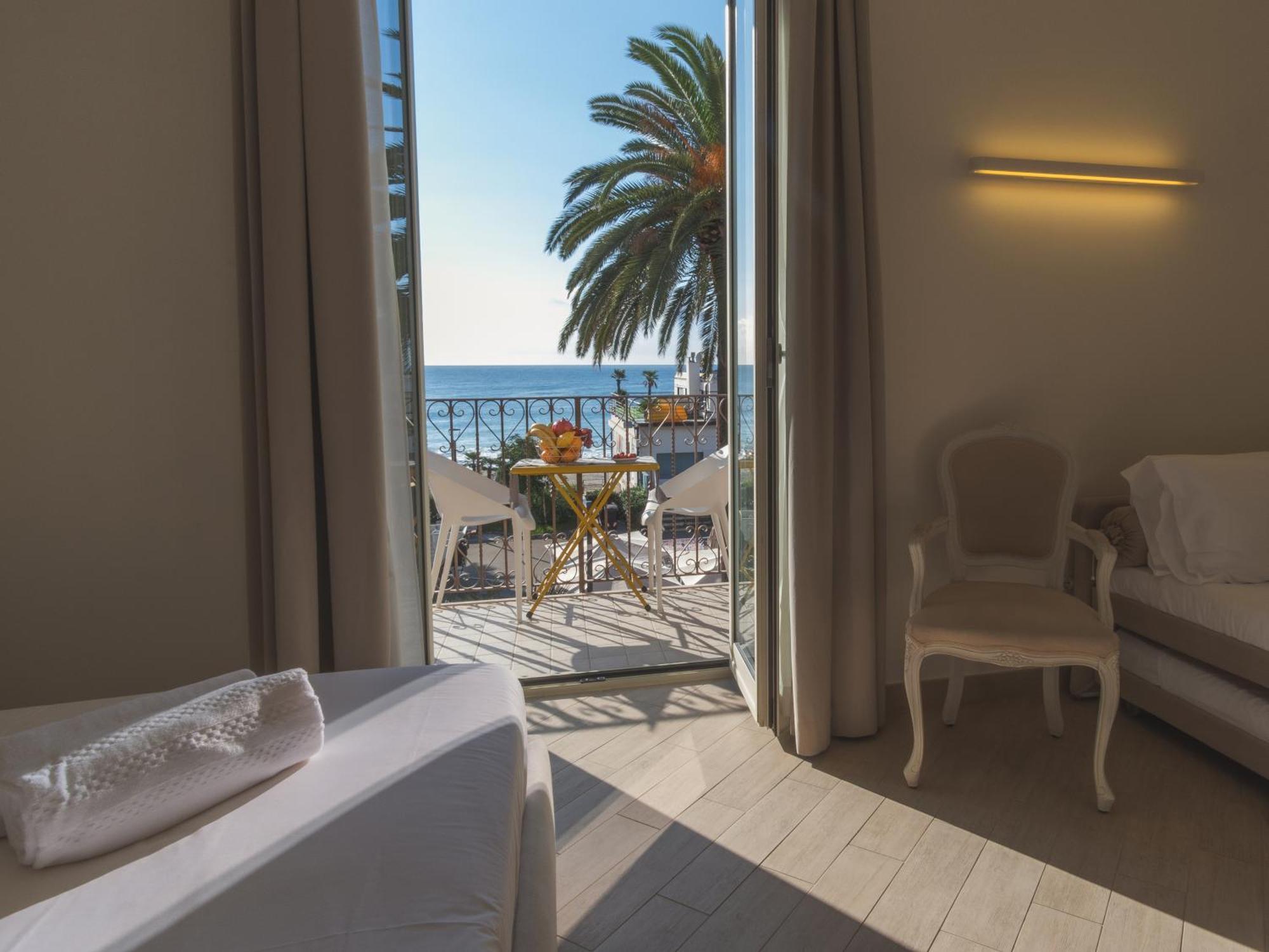 Hotel San Pietro Palace Finale Ligure Εξωτερικό φωτογραφία